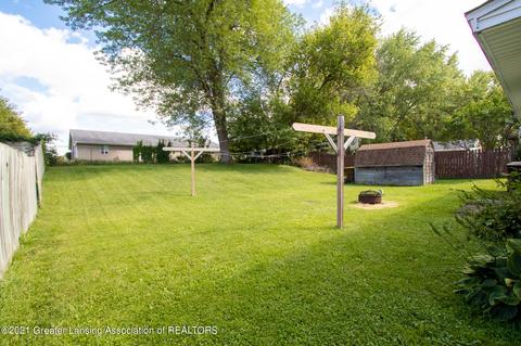 819 Pine St, Dewitt, MI 48820 photo 33
