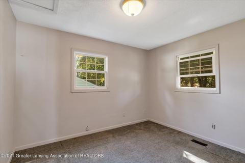 643 Paris Ave, Lansing, MI 48910 photo 16