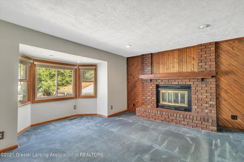 643 Paris Ave, Lansing, MI 48910 photo 6