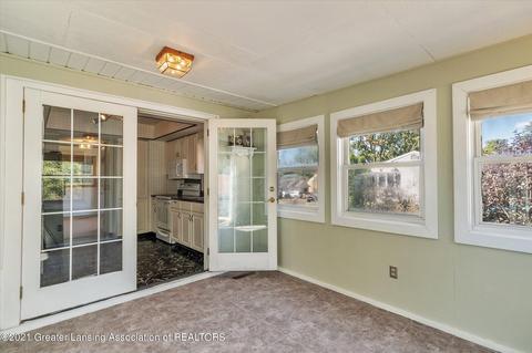 643 Paris Ave, Lansing, MI 48910 photo 14