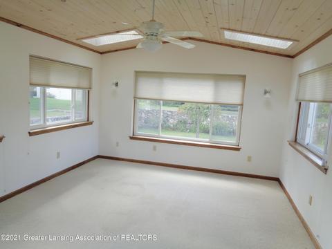 13002 Shadybrook Ln, Dewitt, MI 48820 photo 10
