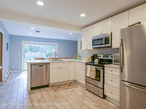 1302 James Ave, Williamston, MI 48895 photo 10
