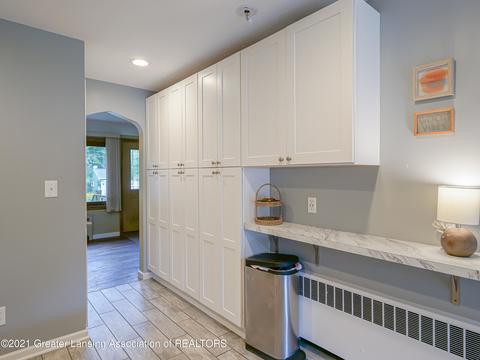 1302 James Ave, Williamston, MI 48895 photo 12