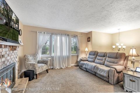 4083 W Herbison Rd, Dewitt, MI 48820 photo 6