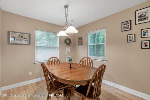 4083 W Herbison Rd, Dewitt, MI 48820 photo 11