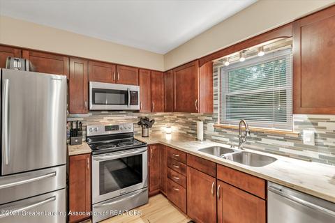 4083 W Herbison Rd, Dewitt, MI 48820 photo 15