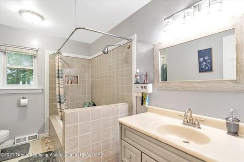 4083 W Herbison Rd, Dewitt, MI 48820 photo 21