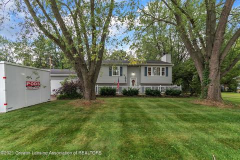 4083 W Herbison Rd, Dewitt, MI 48820 photo 2