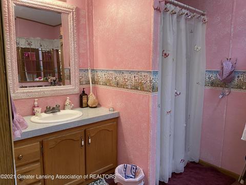 5605 High St, Bath, MI 48808 photo 18