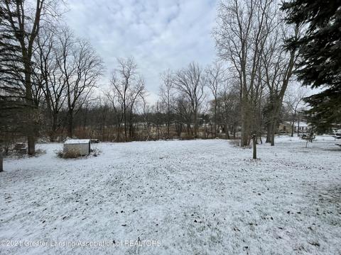 5605 High St, Bath, MI 48808 photo 3