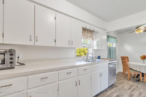 2082 E Alward Rd, Dewitt, MI 48820 photo 15