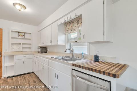 2082 E Alward Rd, Dewitt, MI 48820 photo 12