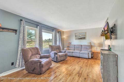 2082 E Alward Rd, Dewitt, MI 48820 photo 7