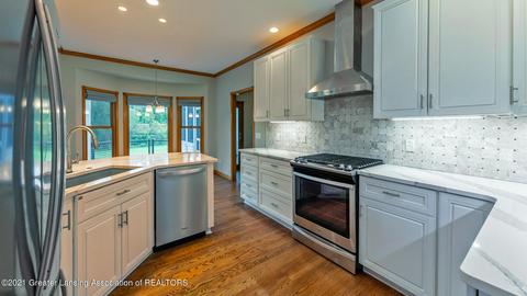 2904 Ohanlon Ct, Williamston, MI 48895 photo 13