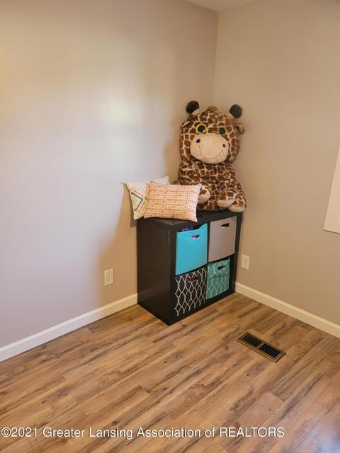 540 E Cavanaugh Rd, Lansing, MI 48910 photo 31