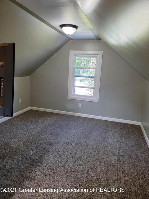 540 E Cavanaugh Rd, Lansing, MI 48910 photo 22