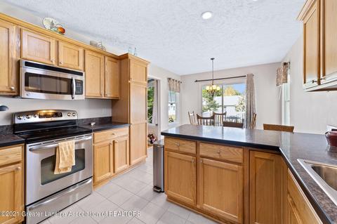 3474 Ramsgate Dr, Lansing, MI 48906 photo 10