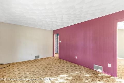 519 Iris Ave, Lansing, MI 48917 photo 6