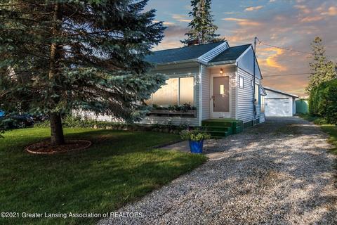519 Iris Ave, Lansing, MI 48917
