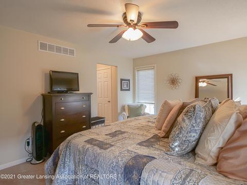 1221 Lobelia Ln, Dewitt, MI 48820 photo 23