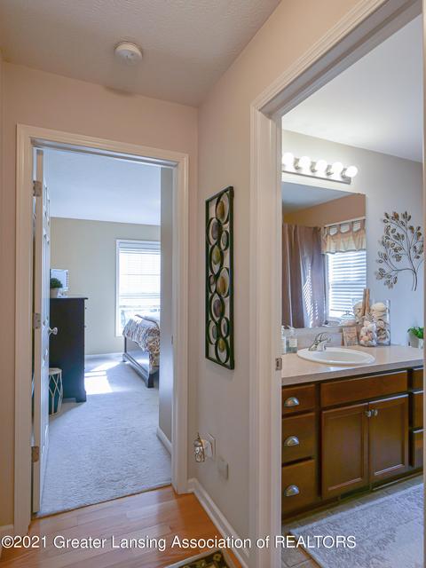 1221 Lobelia Ln, Dewitt, MI 48820 photo 11