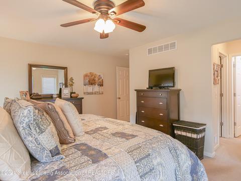 1221 Lobelia Ln, Dewitt, MI 48820 photo 25