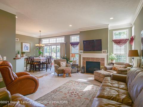 1221 Lobelia Ln, Dewitt, MI 48820 photo 6