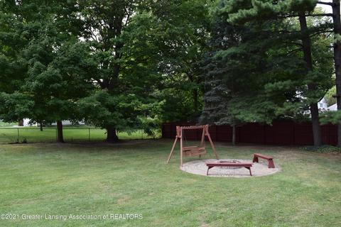 227 E First St, Perry, MI 48872 photo 28