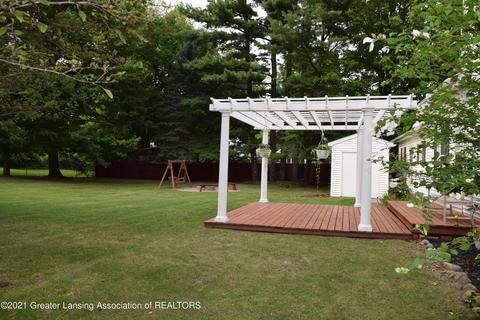 227 E First St, Perry, MI 48872 photo 27