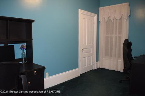 227 E First St, Perry, MI 48872 photo 15