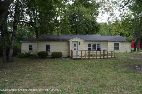 2376 Aurelius Rd, Holt, MI 48842 photo 1