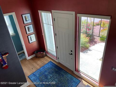 7825 Ashbrook Dr, Haslett, MI 48840 photo 3