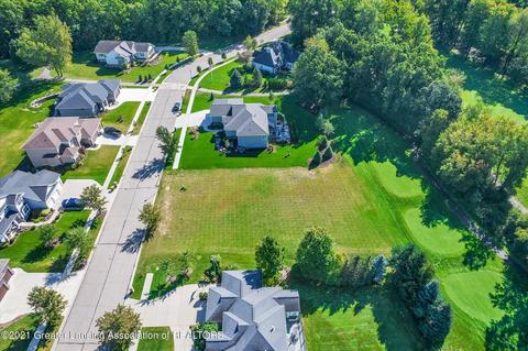 4930 Hawk Hollow Dr, Bath, MI 48808 photo 7