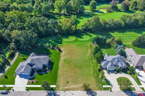 4930 Hawk Hollow Dr, Bath, MI 48808 photo 9