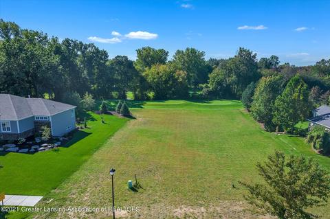 4930 Hawk Hollow Dr, Bath, MI 48808 photo 1