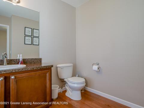202 Ware St, Mason, MI 48854 photo 12