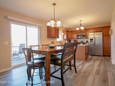 202 Ware St, Mason, MI 48854 photo 8