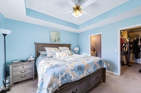 1352 Hosta Ct, Holt, MI 48842 photo 9