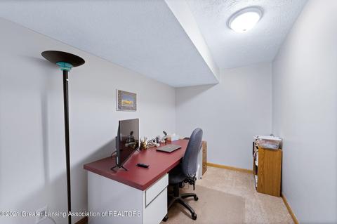 1352 Hosta Ct, Holt, MI 48842 photo 18