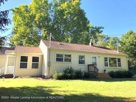 5290 E Clark Rd, Bath, MI 48808 photo 2