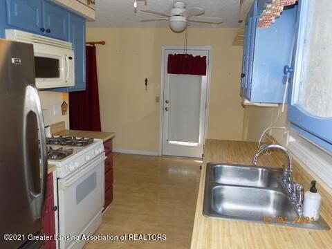 2575 Schippell St, Holt, MI 48842 photo 7