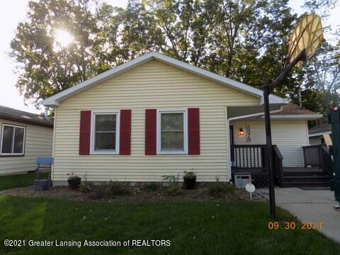 2575 Schippell St, Holt, MI 48842 photo 1