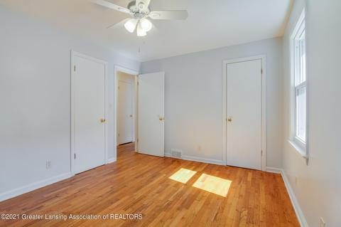 2008 Lyons Ave, Lansing, MI 48910 photo 14