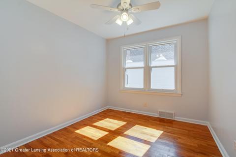 2008 Lyons Ave, Lansing, MI 48910 photo 10