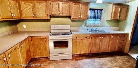 230 N 2nd St, Stanton, MI 48888 photo 37