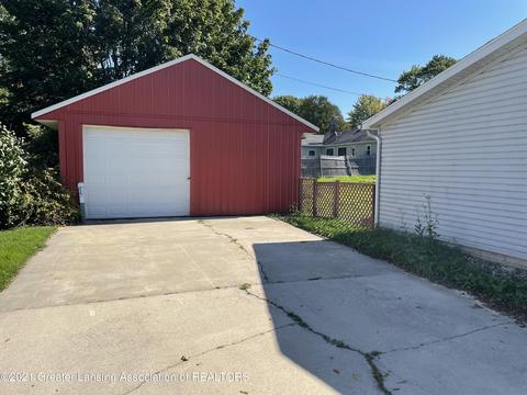 230 N 2nd St, Stanton, MI 48888 photo 3