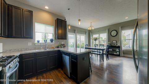 8526 Jacaranda Dr, Dimondale, MI 48821 photo 14