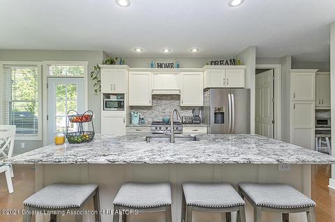 11270 Autumn Meadows Dr, Dewitt, MI 48820 photo 10