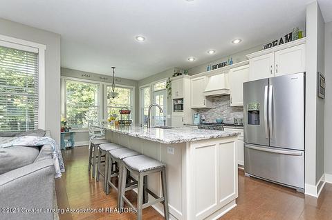11270 Autumn Meadows Dr, Dewitt, MI 48820 photo 9