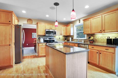 13067 Addington, Dewitt, MI 48820 photo 9